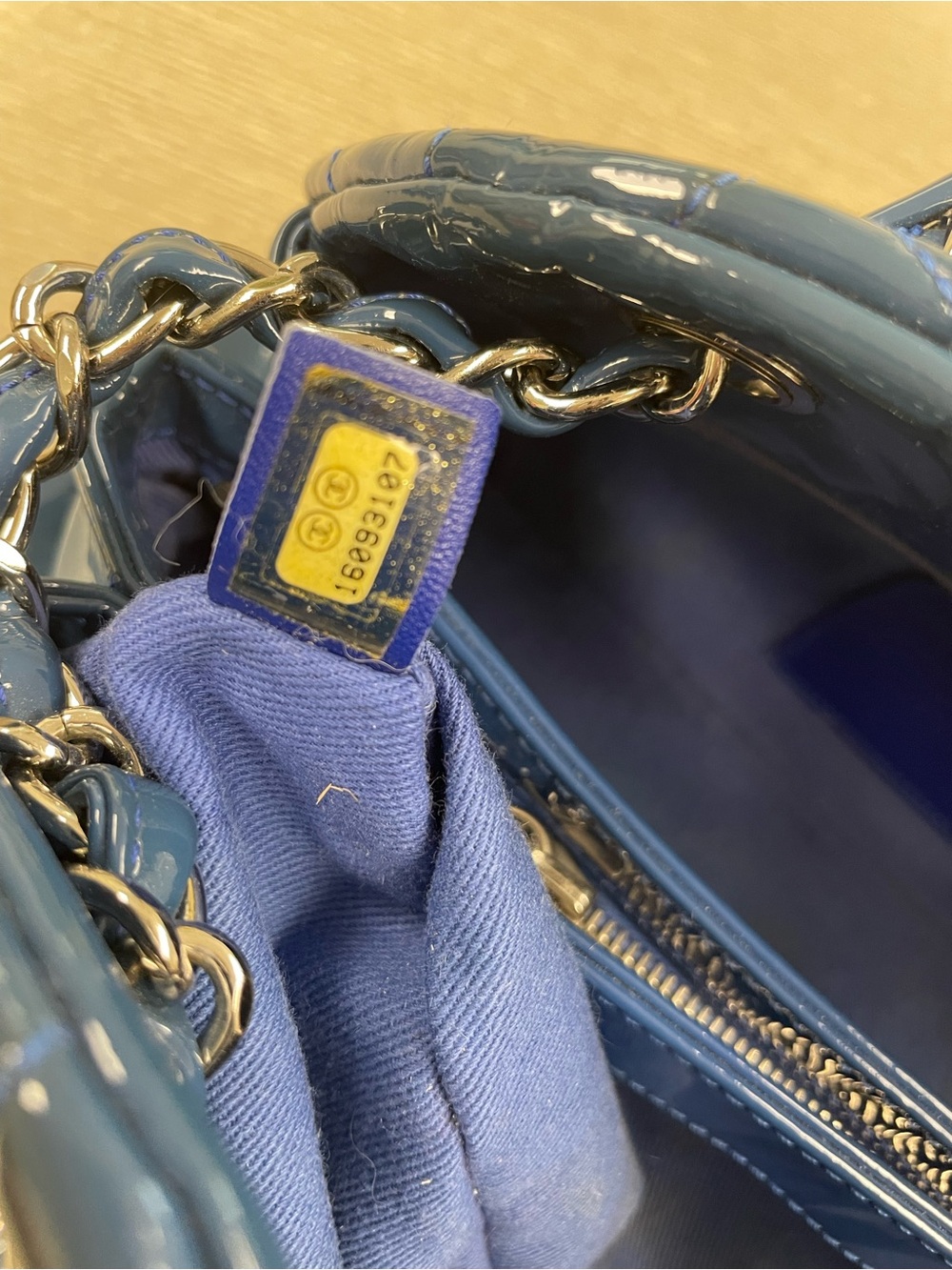 Chanel Navy Quilted Shoulder Bag - Picture 9 of 9